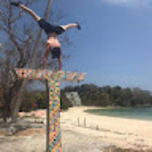 Meet your Posher, Emmanuel